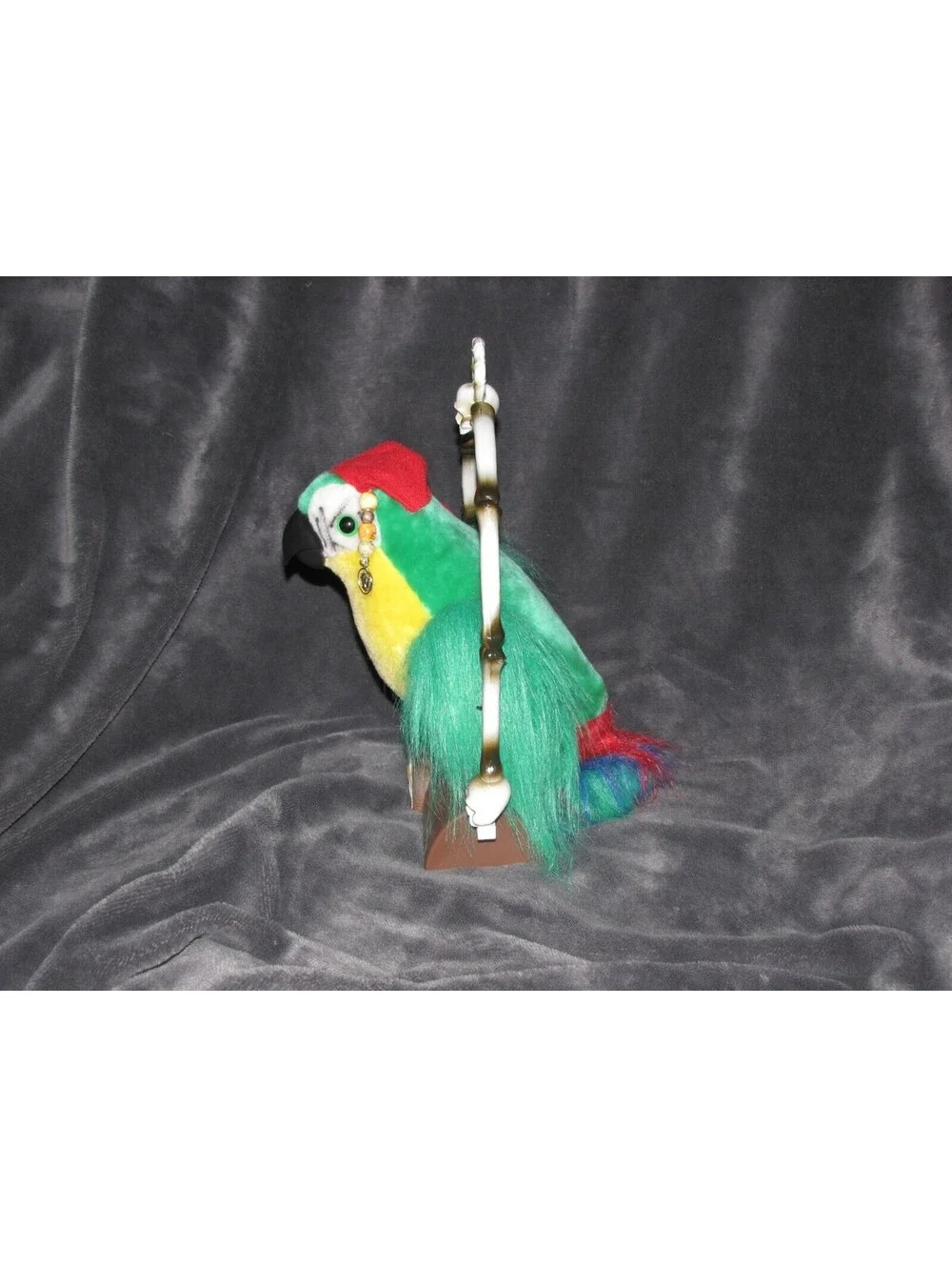 Zizzle 2006 Disney Pirates of the Caribbean Dead Man's Chest Parrot Bird Plush